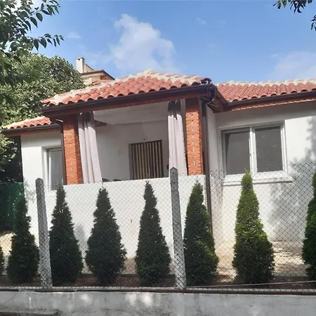 بيت للعطل Liana - *